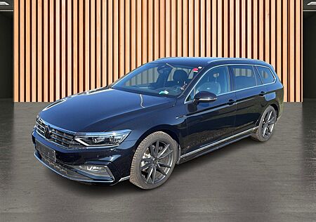 VW Passat Variant 2.0 TSI DSG Elegance R-Line*AHK*