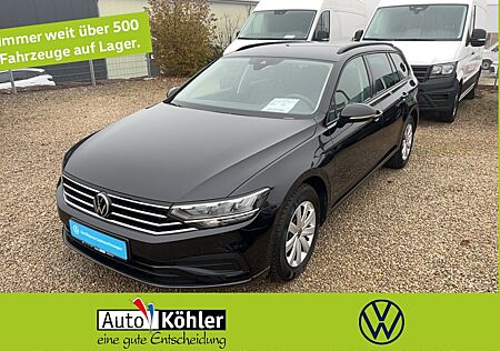 VW Passat Variant TDi AHK / Winterpaket / Navigatio