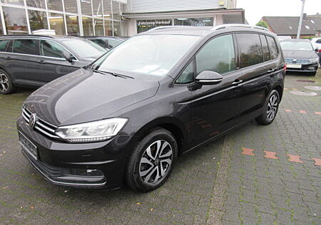 VW Touran Active 2.0 TDI DSG NAVI AHK ACC LED ALU A