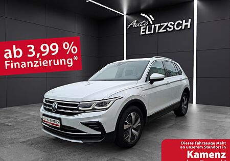 VW Tiguan eHybrid Elegance MATRIX ACC AHK HuD PANO