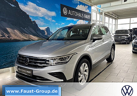 VW Tiguan Elegance DSG 4M Navi LED Matrix AHK ACC