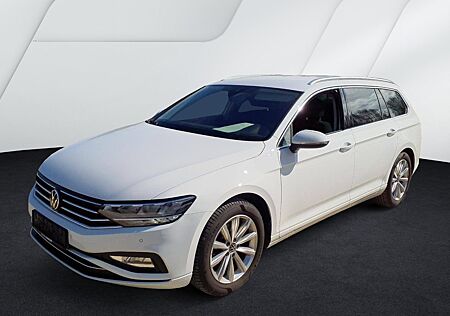 VW Passat Variant 1.5 TSI Business Navi LED PDC