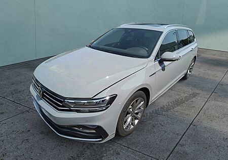 VW Passat Variant R-Line 2.0 TSI 140KW DSG Pano AHK