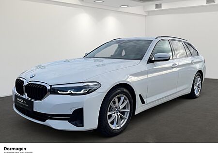 BMW 520 d Touring AUTOMATIK CARPLAY LED KAMERA PARK ASSIST