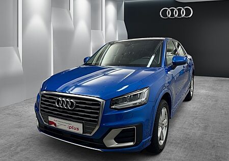 Audi Q2 35TFSI sport LED AHK PANO NAVI ASSISTENZPAKET EINPARKHILFE SITZH