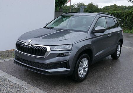 Skoda Karoq Selection PLUS 1,5 TSI *NEUES MODELL*PDC*LED*LANE ASSIST*WINTERPAKET*RFK*SMARTLINK*FRONT ASSIST