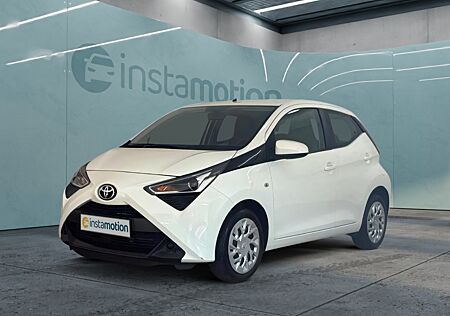 Toyota Aygo AUTOMATIK BLUETOOTH KLIMAANLAGE DAB MULTIFLENKRAD