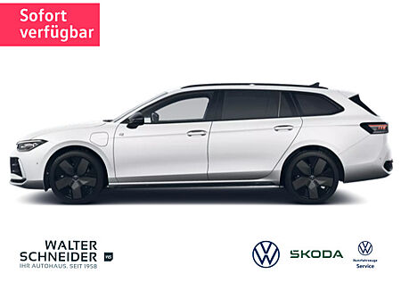 VW Passat R-Line 1.5 l eHybrid 292 PS AHK Navi Pano