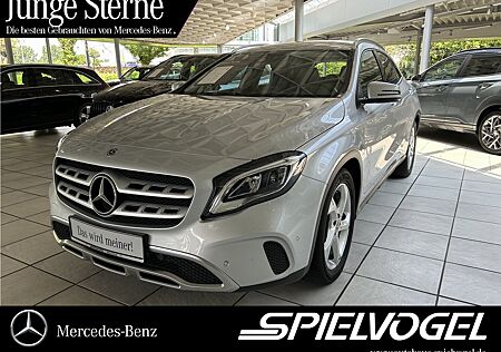 Mercedes-Benz GLA 180 7G-DCT BUSI AHK LED NAVI KOMFORT SPIEGEL