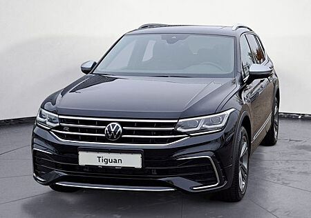 VW Tiguan Allspace R-Line 2,0 l TDI SCR 4MO TION 7-Gang-Doppelkupplu ngsgetriebe D