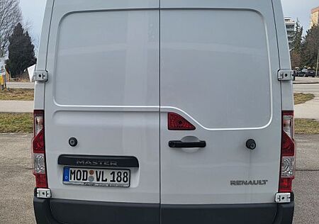 Renault Master dCi 135 L2H2 VA Basis