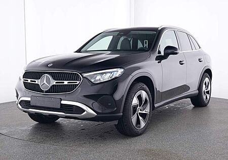 Mercedes-Benz GLC 300 e 4M , AVANTGARDE DISTR SPUR PANO 360