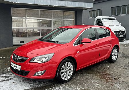 Opel Astra Fließheck Diesel 5-Türer 2.0 CDTI DPF Automatik Xenon AHK Navi PDC Lenkradheizung Tempomat