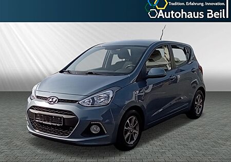 Hyundai i10 YES! Silver 1.2 Klimaautom SHZ LenkradHZG Temp PDC Berganfahrass. Winterpaket