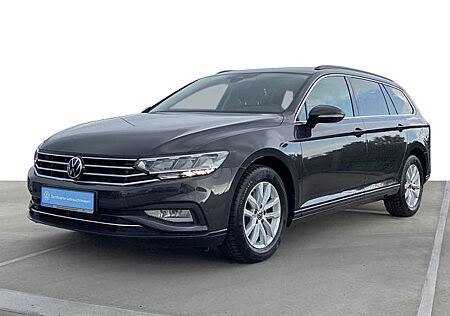 VW Passat Variant 2.0 TDI DSG Business Navi AHK LED ACC PDC SHZ