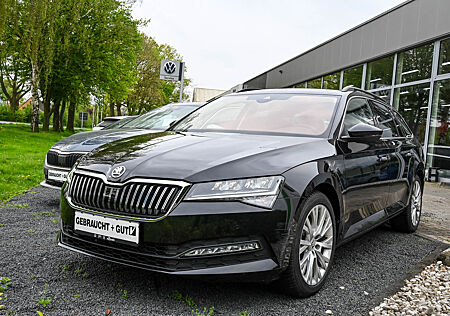 Skoda Superb Combi 2.0 TDI Columbus LED AHK Kam LM18