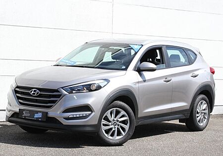 Hyundai Tucson 1.6 Classic 2WD Navi Sitzh. 17" Alu RFK