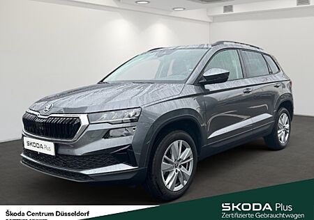 Skoda Karoq Selection AHK Komfort-Paket Plus Winter-Paket