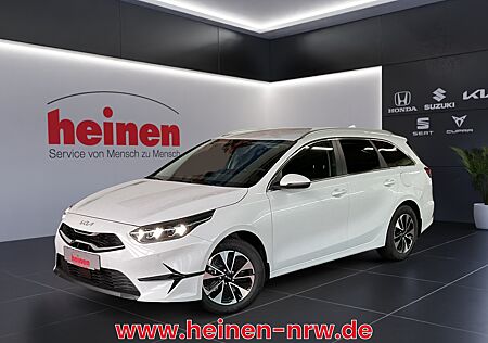 Kia Cee'd ceed SW Kombi 1.5 T-GDI DCT VISION NAVI ACC LED