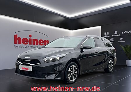 Kia Cee'd ceed SW Kombi 1.5 T-GDI DCT VISION NAVI ACC