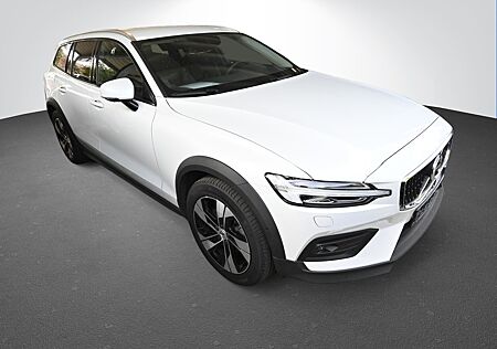 Volvo V60 Cross Country Pro AWD Automatik