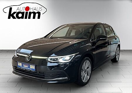 VW Golf VIII Style eTSI / Navi / LED / ACC