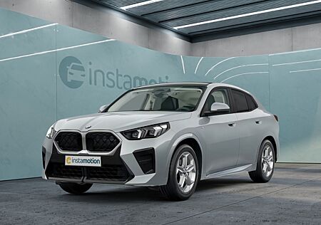 BMW X2 20 d M Sport EU6e xDrive 20d M Sport Sportpaket AD AHK-klappbar El. Panodach Navi digitales Cockpit