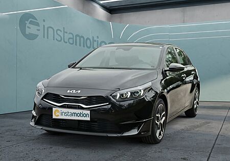 Kia Cee'd Ceed 1.5T DCT7 SPIRIT TECHNIK NAVI KAMERA UVM.