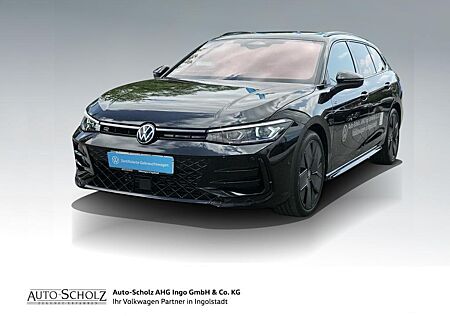 VW Passat R-Line TDI DSG Panorama 360° Head-Up