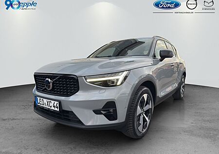 Volvo XC 40 XC40 B4 B DKG Plus Dark