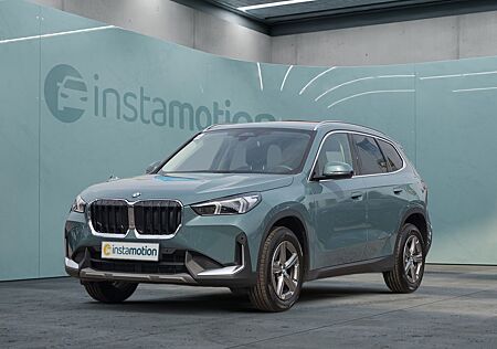 BMW X1 18 i sDrive PREMIUM NAVI LED SHZG