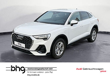 Audi Q3 Radio Kamera Sitzheizung