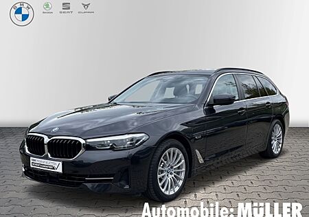 BMW 520 e Touring*Park-Assistent*AHK*Soundsystem*LED*