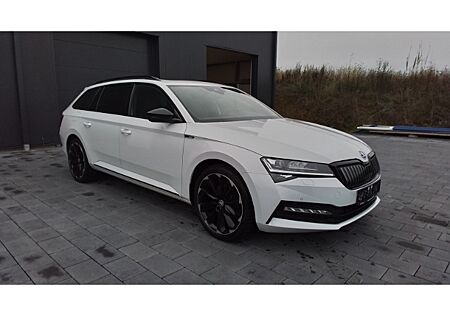 Skoda Superb Combi Sportline iV 1.4 TSI ACC virutal Cockpit SHZ Kessy