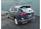 VW Tiguan 1.4 eHybrid R-LINE IQ.LIGHT AHK KAMERA LM19