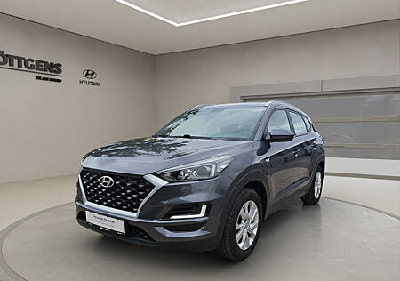 Hyundai Tucson 1.6 GDi Pure 2WD NAVI PDC KAMERA AHK