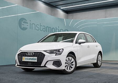 Audi A3 Sportback 40 TFSIe KAMERA S-SITZE SITZHZ