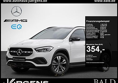 Mercedes-Benz GLA 250 Progressive/Wide/LED/Pano/Cam/Night/18