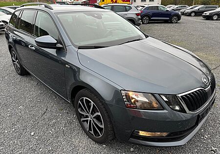 Skoda Octavia 2.0 TDI *Soleil*DSG*SHZ*NAVI*PDCvo+hi+Kamera*AHK*Android- Auto*Ambiente*DAB*Lane-Assist*Keyless Entry*Business-Paket*Sportsitze*