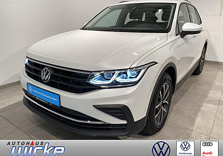 VW Tiguan 1.5 TSI DSG Life NAVI KLIMA LED PANO PDC SI