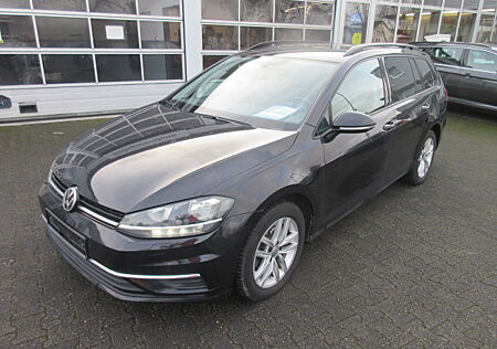 VW Golf Variant Comfortline 2.0 TDI DSG NAVI ALU AP