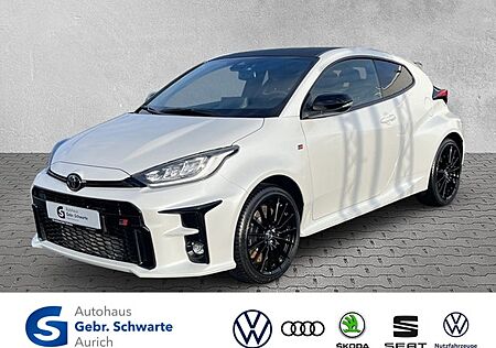 Toyota Yaris 1.6 GR ACC CAM GJR LED LM18 NAVI SHZG TEL