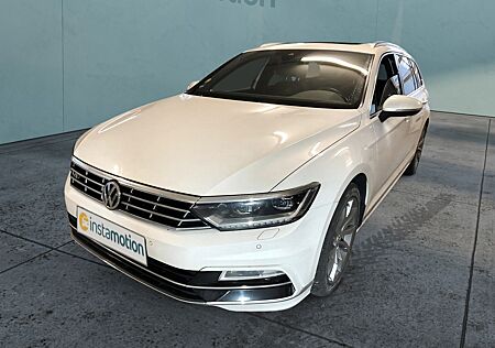 VW Passat Variant R-LINE+ExP 190PS TDI DSG PANO+AHK