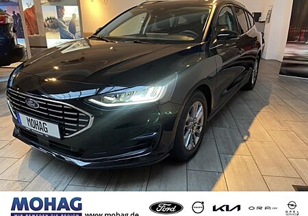 Ford Focus Titanium, Navi, Winterpaket, Rückfahrkamera