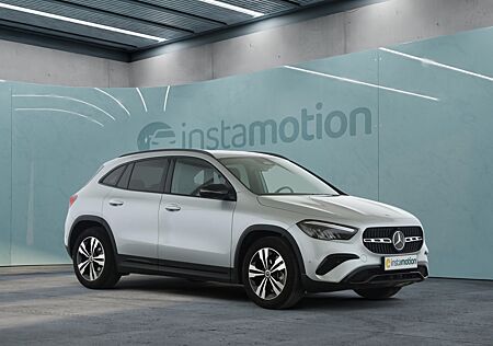 Mercedes-Benz GLA 200 NIGHT+AHK+KEYLESS+FLA+TOTWINKEL+360°+USB