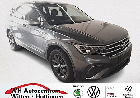 VW Tiguan Allspace 1.5 TSI Move 7-sitzer NAVI AHK PDC HECKKL.EL. LED