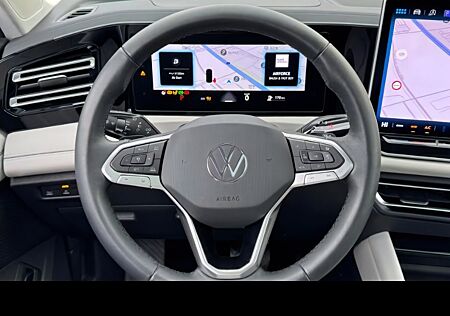 VW Tiguan 2.0 TDI DSG Elegance IQ.LIGHT NAVI AHK HUD 5-J-GAR STANDHZG