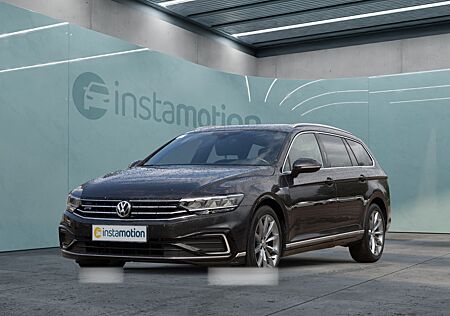 VW Passat Variant GTE PANO KAMERA STDHZ LM18 AHK