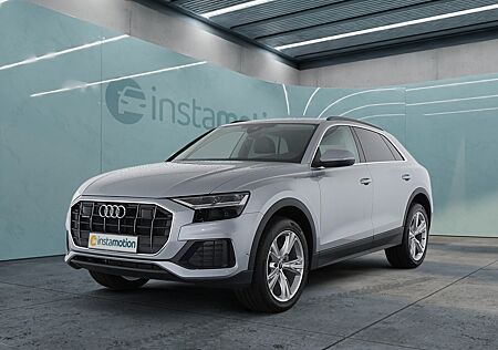 Audi Q8 45 TDI Pano,AHK,Luft/air,Leder,Kamera,LED