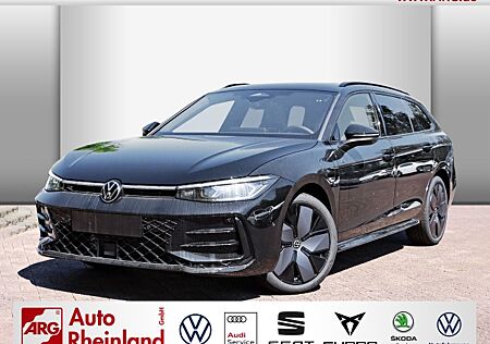 VW Passat R-Line 1.5 eHybrid OPF DSG AHK/DCC/HEAD UP/PANO